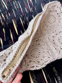 Pochette crochet 8